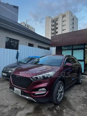Hyundai Tucson 2018 Red
