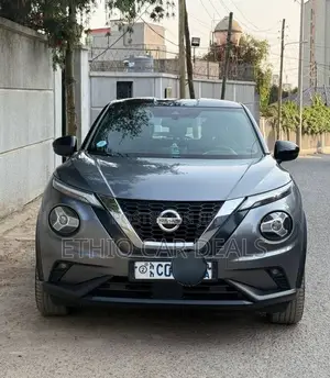 Nissan Juke 2022 Gray