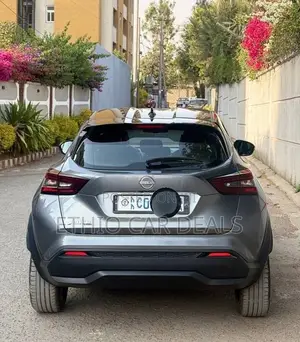 Nissan Juke 2022 Gray