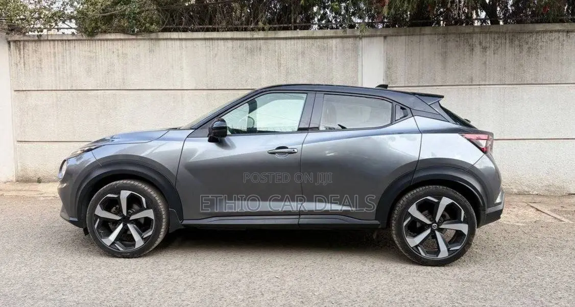Nissan Juke 2022 Gray