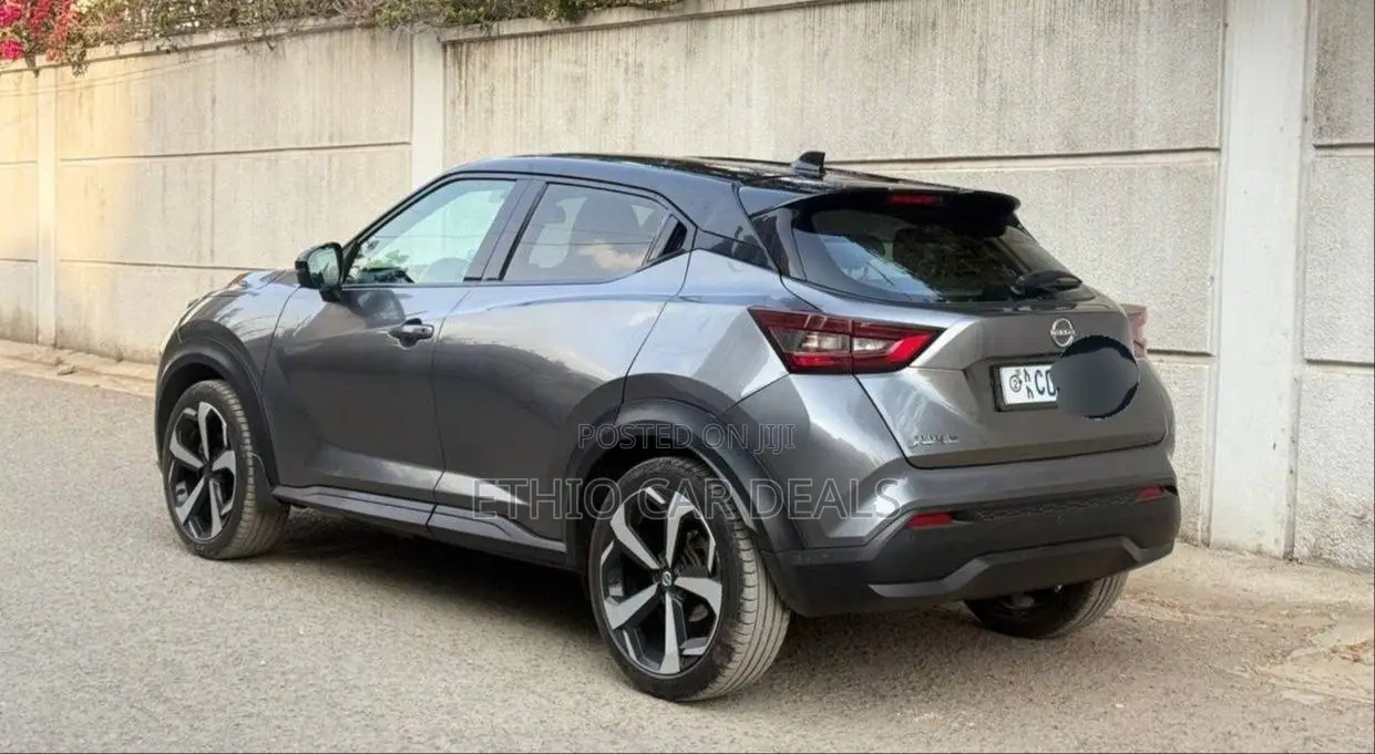 Nissan Juke 2022 Gray