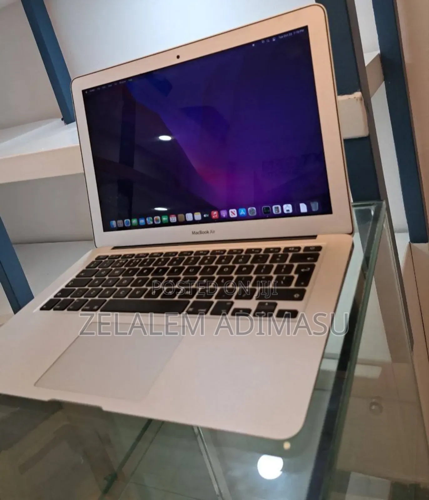 New Laptop Apple MacBook Air 2017 8GB Intel Core i5 SSD 256GB
