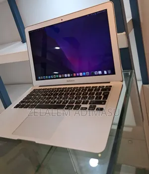 New Laptop Apple MacBook Air 2017 8GB Intel Core i5 SSD 256GB