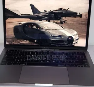 New Laptop Apple MacBook Pro 2017 8GB Intel Core i5 SSD 256GB