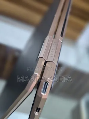 New Laptop HP Spectre 16GB Intel Core i7 SSD 1T