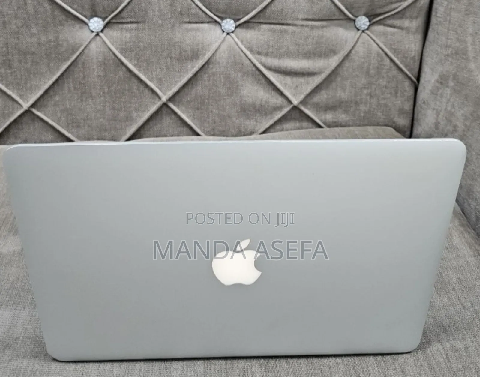 New Laptop Apple MacBook Pro 2015 8GB Intel Core i7 SSD 256GB