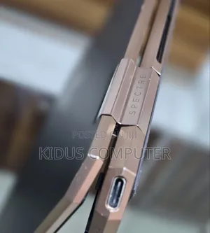 New Laptop HP Spectre 16GB Intel Core i7 SSD 1T