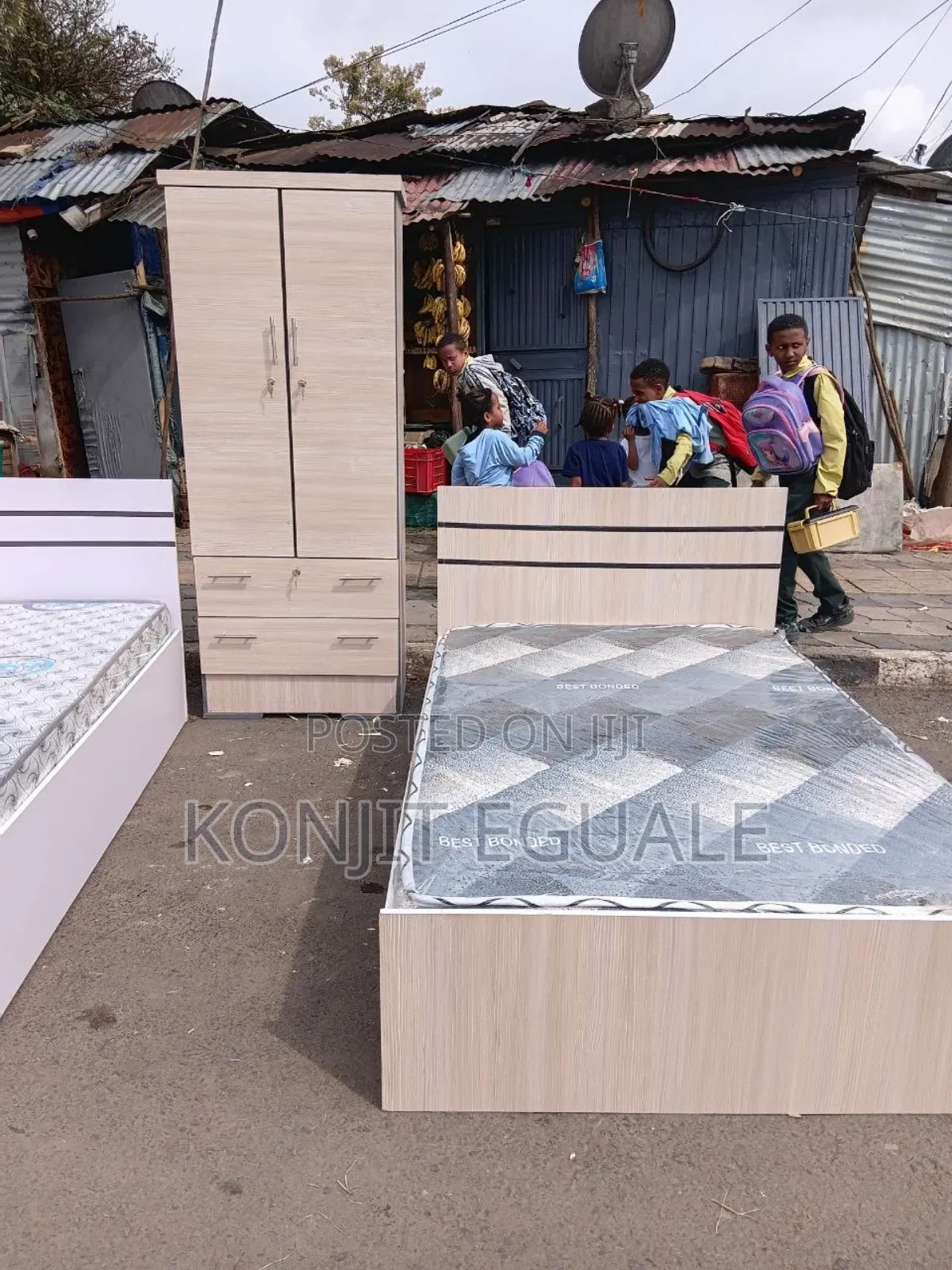 1.20cm አልጋ +80cm ቁምሳጥን