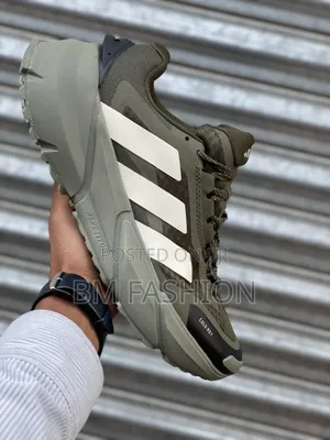 Adidas Men's Weather Proofing Sneakers (100% Original)