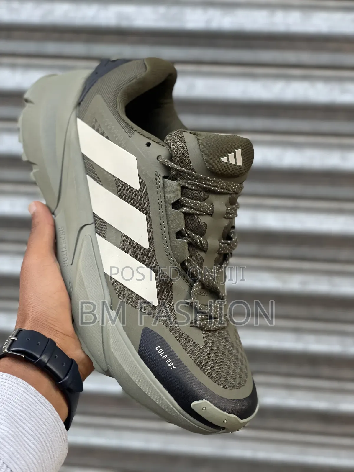 Adidas Men's Weather Proofing Sneakers (100% Original)