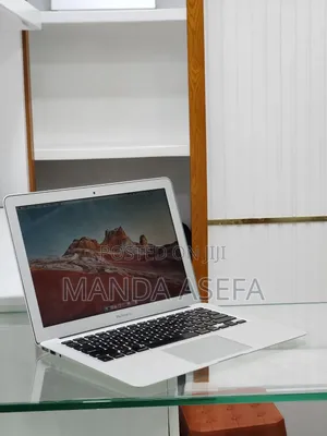 New Laptop Apple MacBook Air 2015 8GB Intel Core i5 SSD 128GB