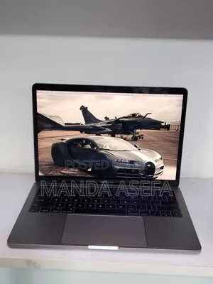 New Laptop Apple MacBook Pro 2017 8GB Intel Core i5 SSD 256GB