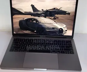 New Laptop Apple MacBook Pro 2017 8GB Intel Core i5 SSD 256GB