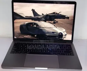 New Laptop Apple MacBook Pro 2017 8GB Intel Core i5 SSD 256GB