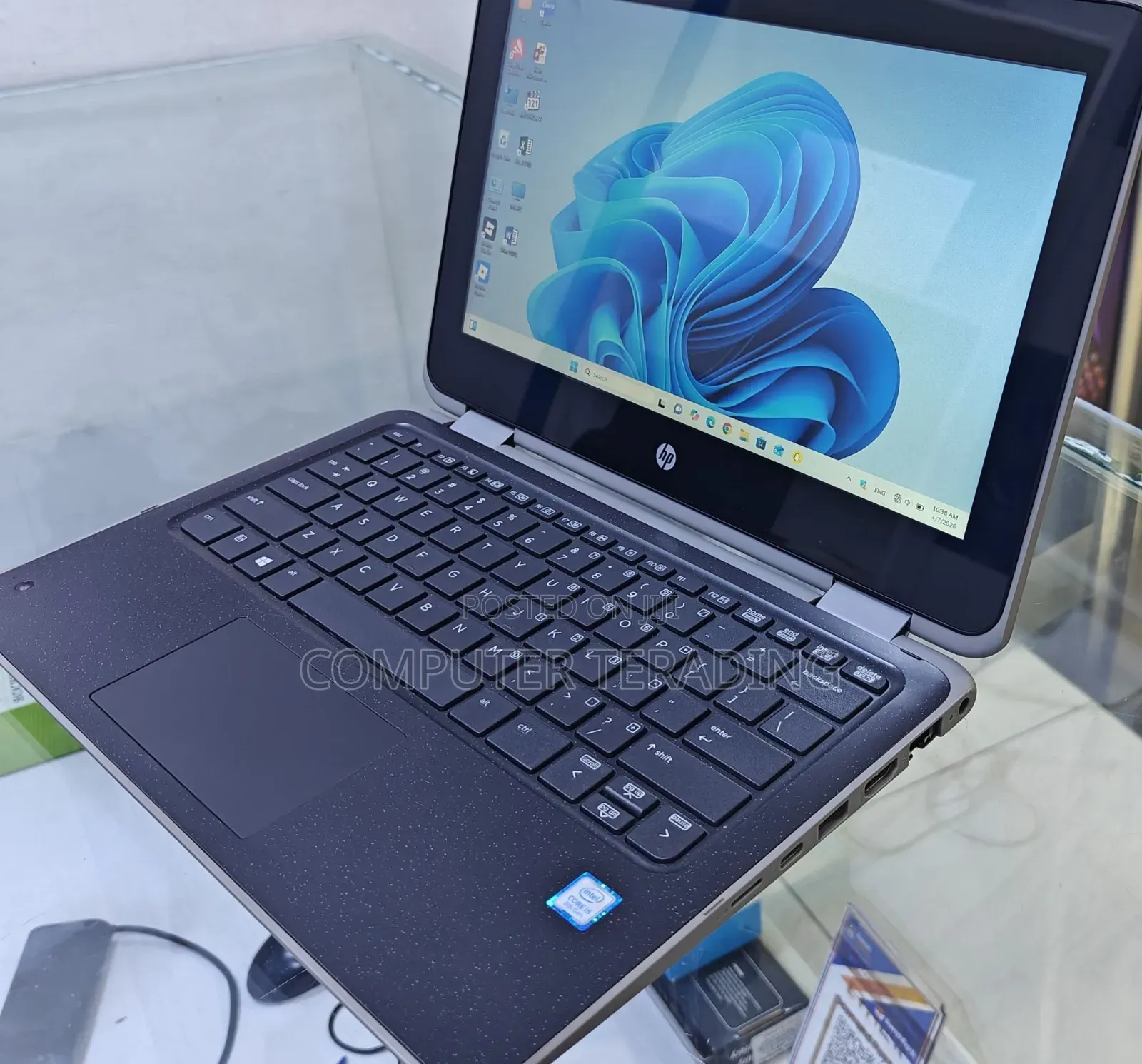 New Laptop HP ProBook 11 X360 8GB Intel Core i5 SSD 256GB
