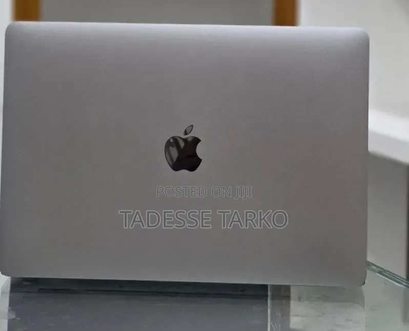 New Laptop Apple MacBook Air 2020 M1 8GB Apple M1 SSD 256GB