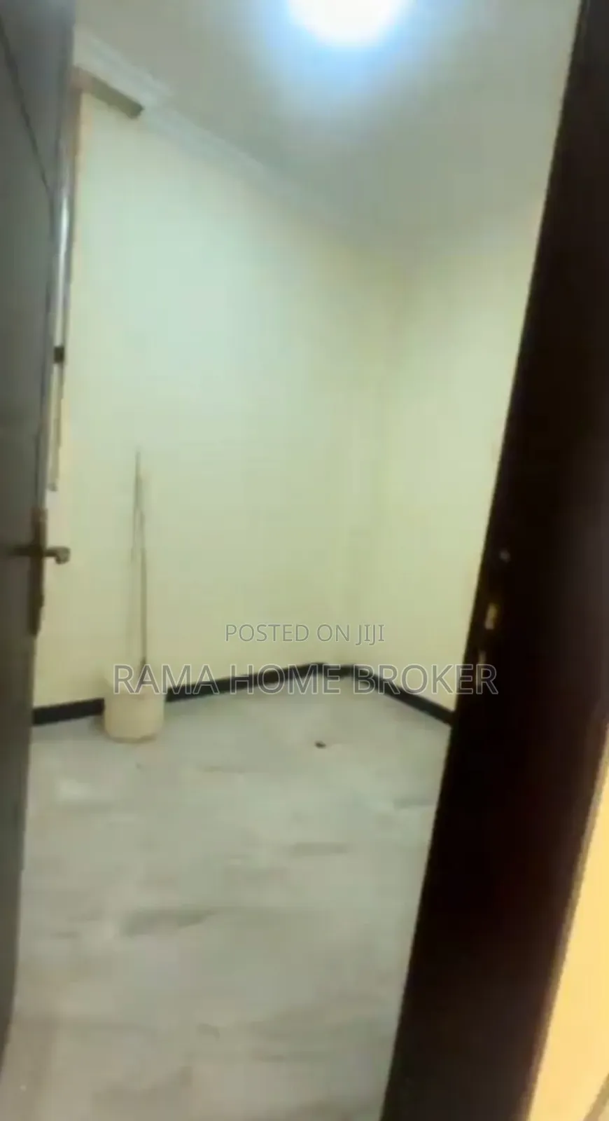 Furnished 4bdrm Apartment in አያት አካባቢ, Yeka for sale