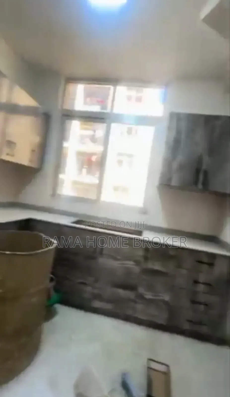 Furnished 4bdrm Apartment in አያት አካባቢ, Yeka for sale