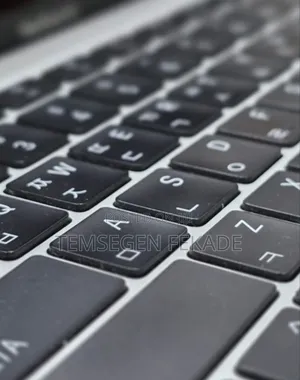 New Laptop Apple MacBook Air 2020 M1 8GB Apple M1 SSD 512GB
