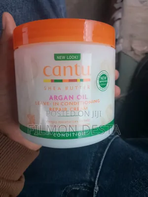 Cantu Argan Oil Leave-in Conditioning Repair Cream.