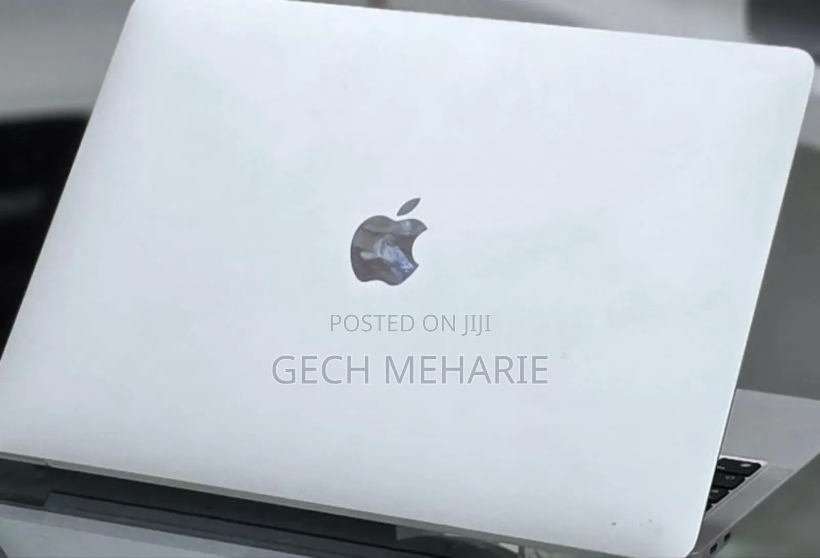 New Laptop Apple MacBook Air 2020 M1 8GB Apple M1 SSD 256GB
