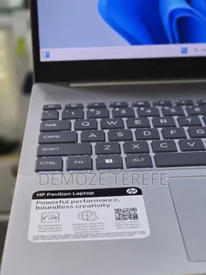 New Laptop HP Pavilion 15 8GB Intel Core Ultra 5 SSD 512GB
