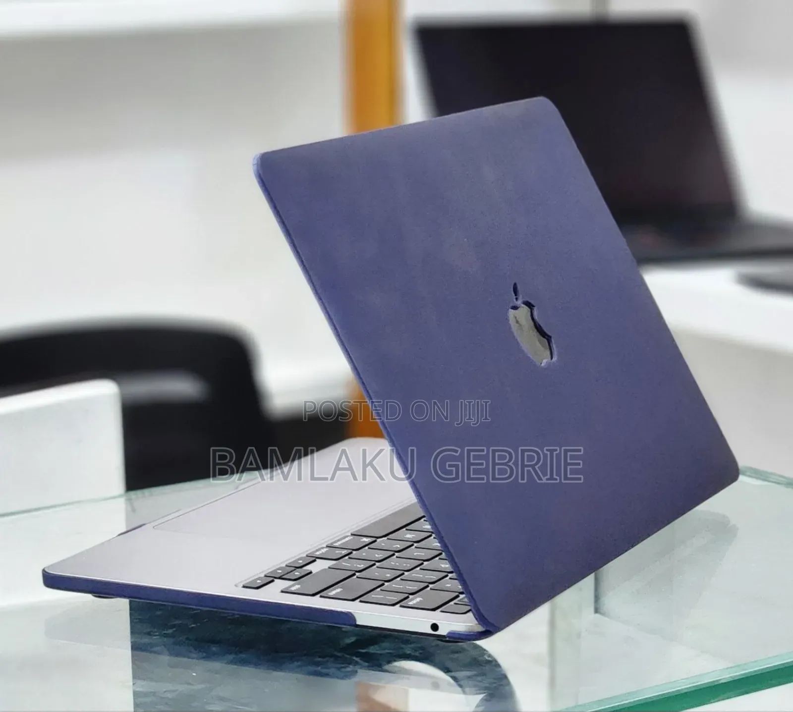 New Laptop Apple MacBook Pro 2021 M1 8GB Apple M1 Pro SSD 512GB
