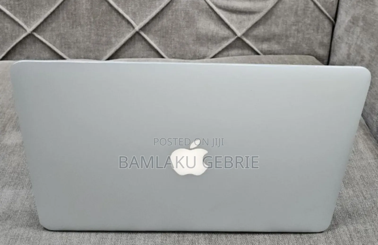 New Laptop Apple MacBook Pro 2015 8GB Intel Core i7 SSD 256GB