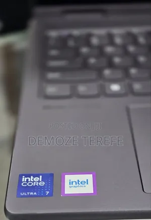 New Laptop Lenovo Yoga 7i 16GB Intel Core Ultra 7 SSD 512GB