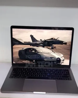 New Laptop Apple MacBook Pro 2017 8GB Intel Core i5 SSD 256GB
