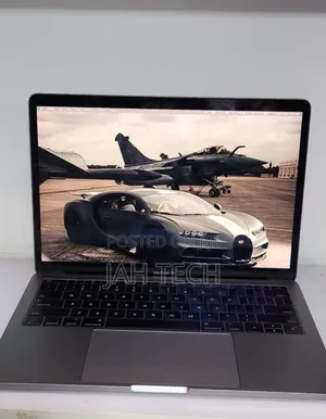 New Laptop Apple MacBook Pro 2017 8GB Intel Core i5 SSD 256GB