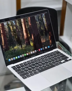 New Laptop Apple MacBook Air 2020 M1 8GB Apple M1 SSD 512GB