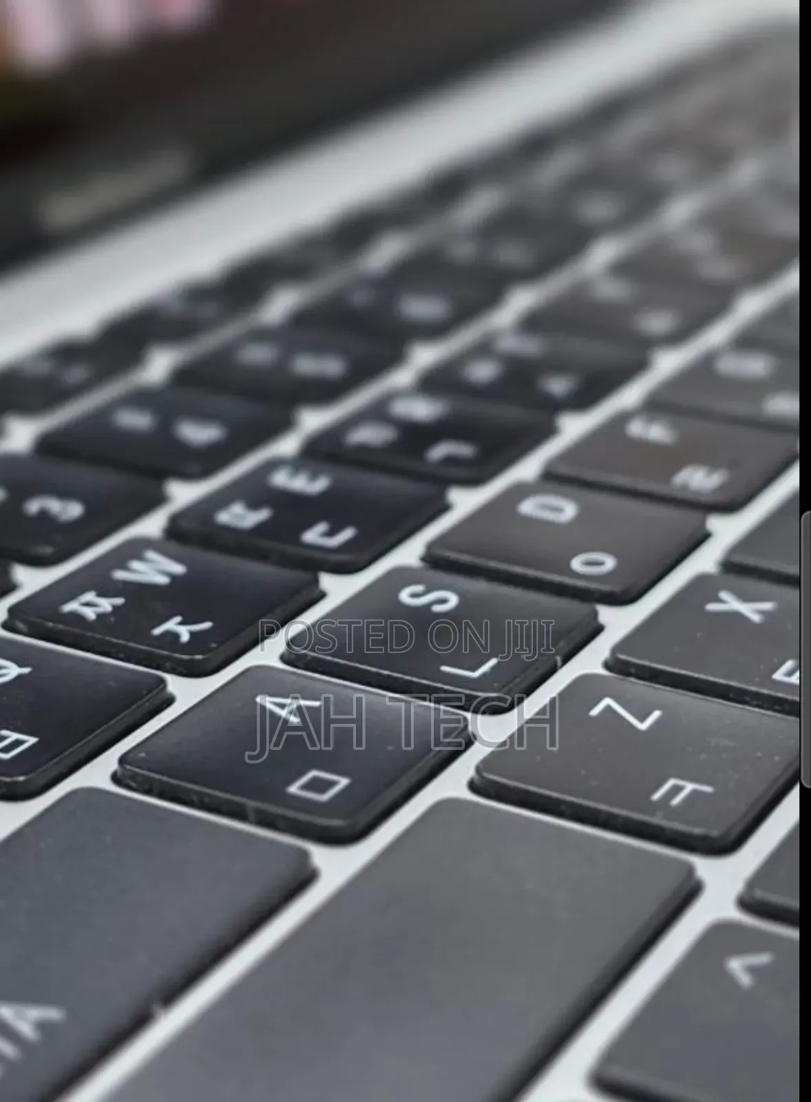 New Laptop Apple MacBook Air 2020 M1 8GB Apple M1 SSD 512GB