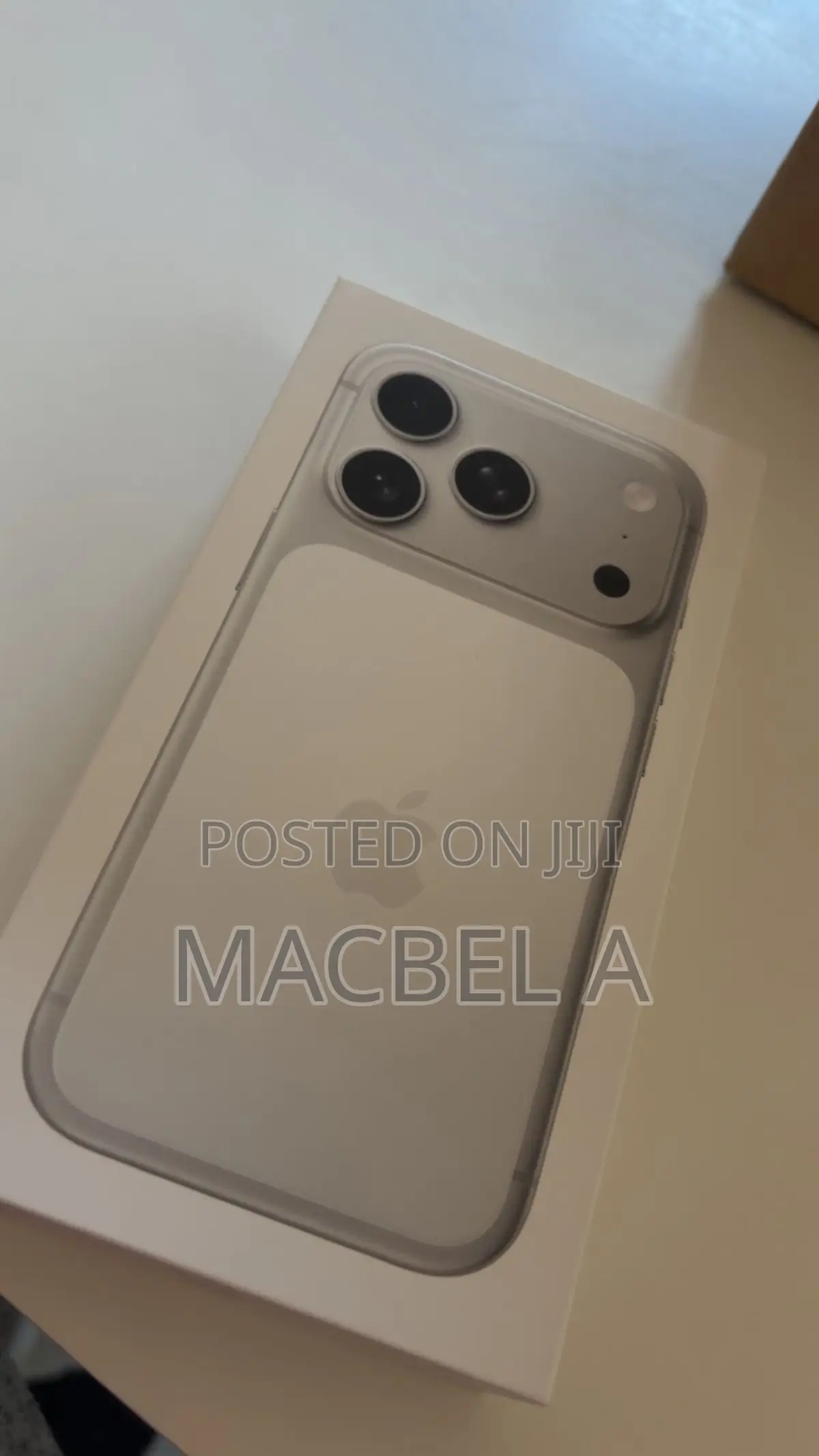 New Apple iPhone 17 Pro Max 256 GB Silver