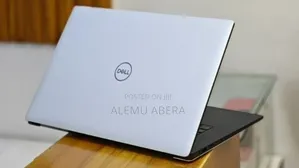 New Laptop Dell XPS 15 16GB Intel Core i9 SSD 512GB