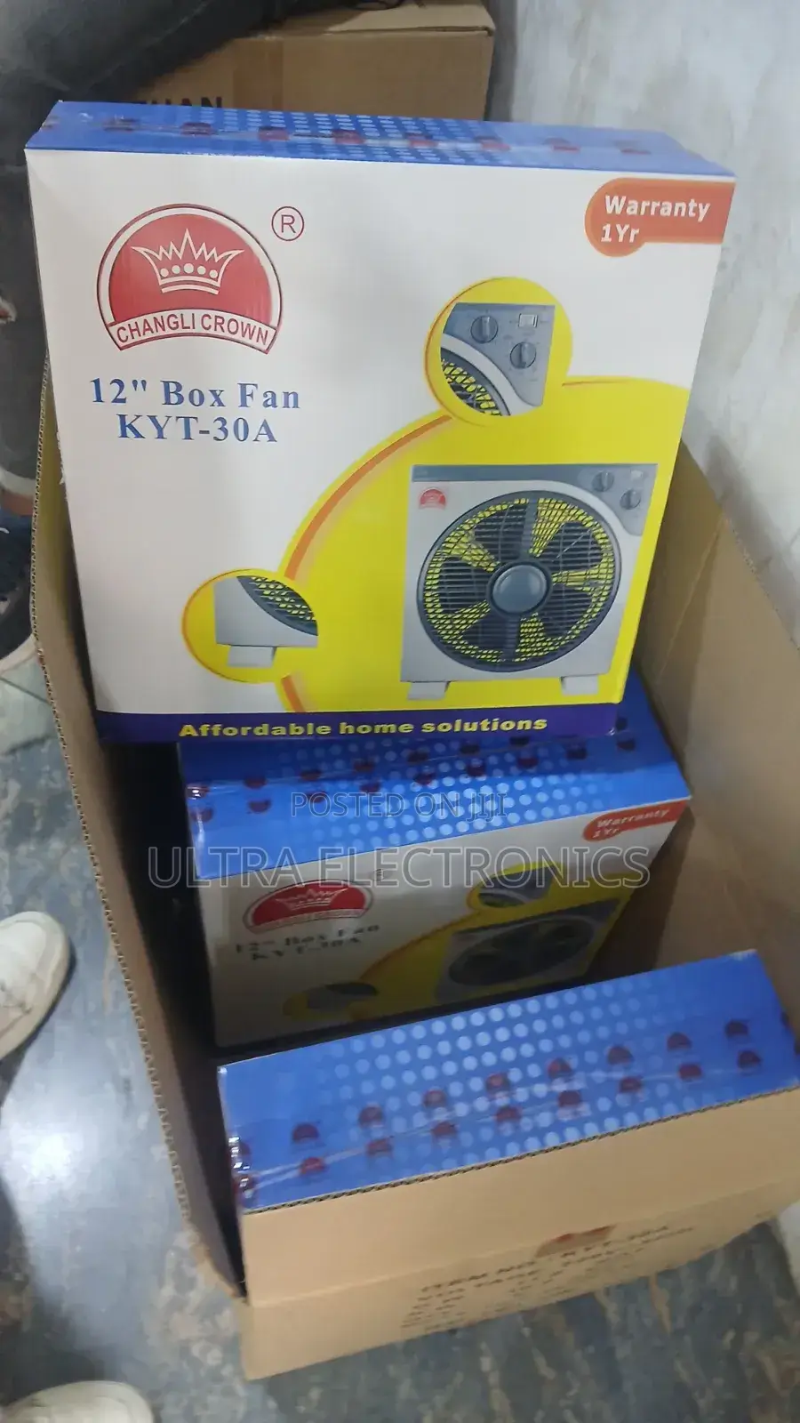 Box Fan (Changli Crown 12" Box Fan (Model Kyt-30a). Voltage: