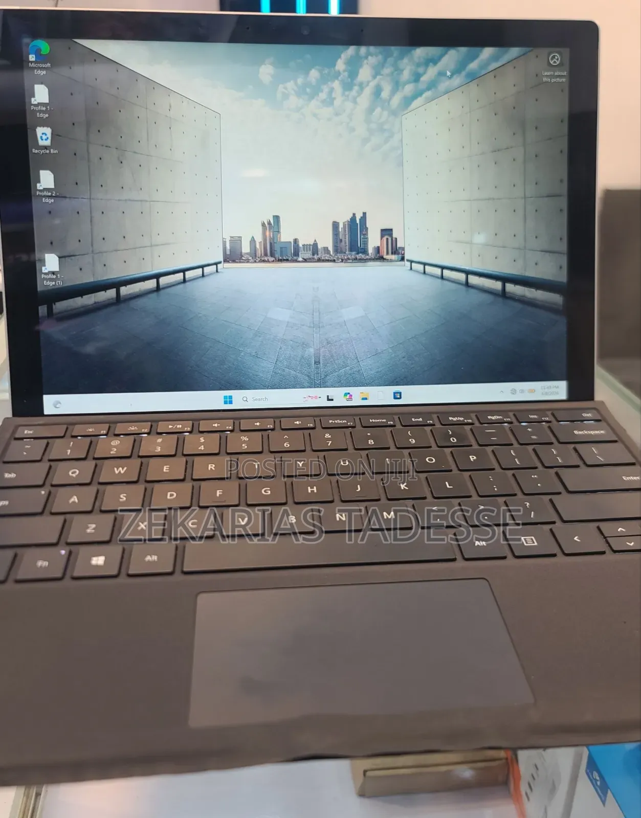 New Laptop Microsoft Surface Pro 7 16GB Intel Core i7 SSD 256GB