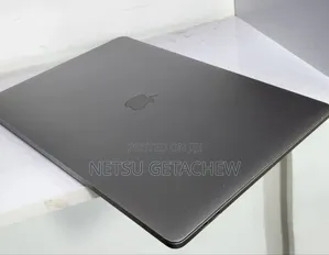 New Laptop Apple MacBook Pro M1 16GB Intel Core i7 SSD 512GB