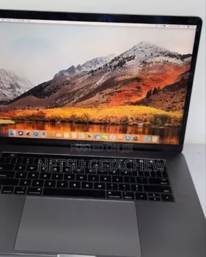 New Laptop Apple MacBook Pro M1 16GB Intel Core i7 SSD 512GB