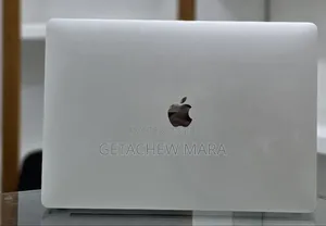 New Laptop Apple MacBook 2016 16GB Intel Core i7 SSD 256GB