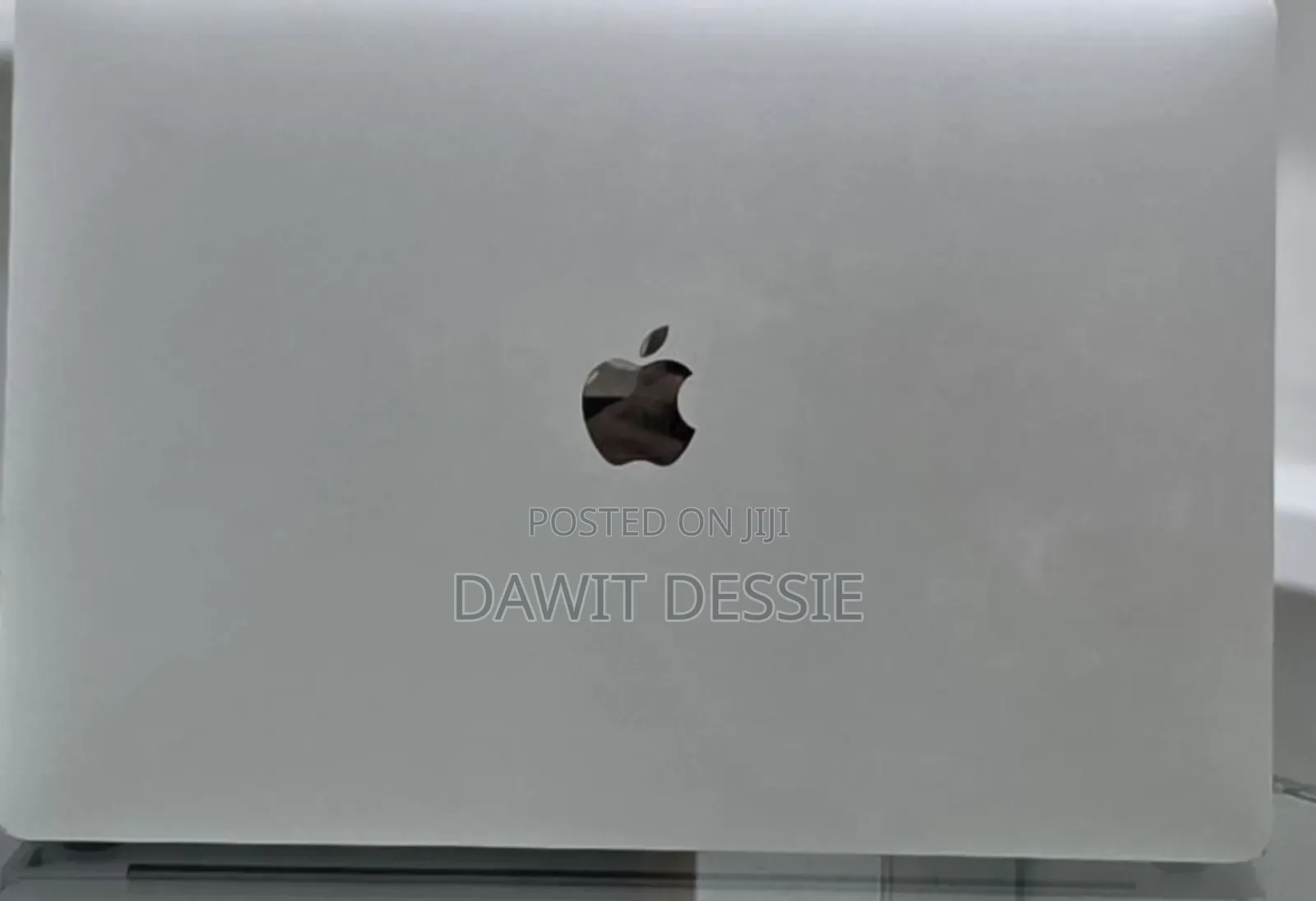 New Laptop Apple MacBook Pro 2016 16GB Intel Core i7 SSD 256GB