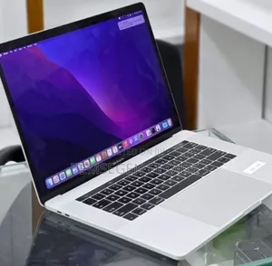 New Laptop Apple MacBook Pro 2016 16GB Intel Core i7 SSD 256GB