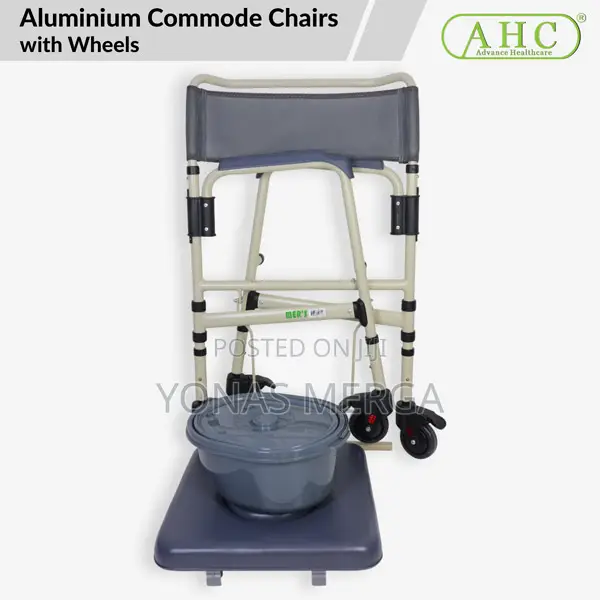 Shower Commode Transport Wheelchair敏达space-Saving Solution for Daily