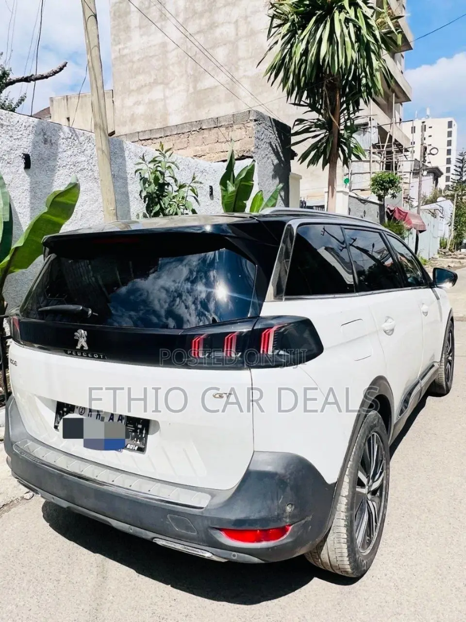 Peugeot 5008 2022 White