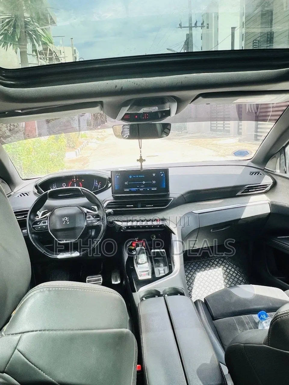 Peugeot 5008 2022 White
