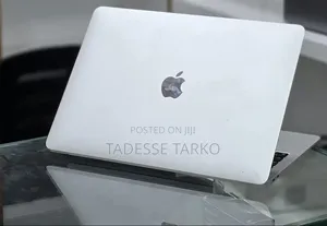 New Laptop Apple MacBook Air 2020 M1 8GB Apple M1 SSD 512GB