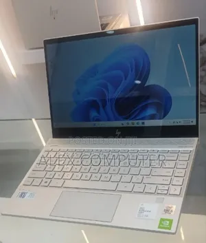 New Laptop HP Envy X360 8GB Intel Core i5 SSD 512GB