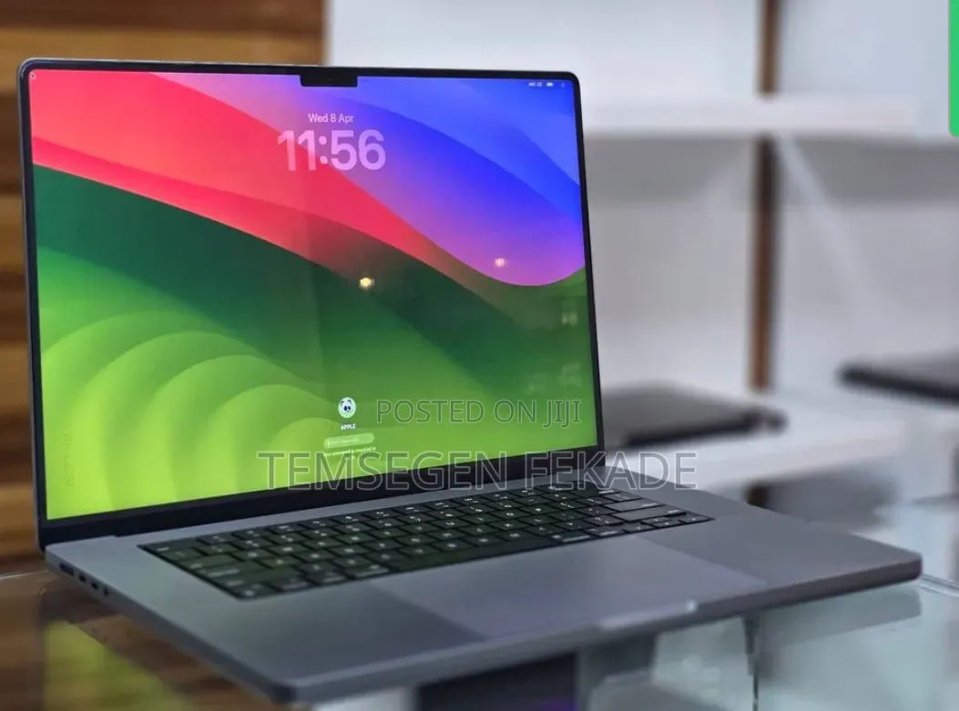 New Laptop Apple MacBook Pro 2021 M1 32GB Apple M1 Pro SSD 512GB