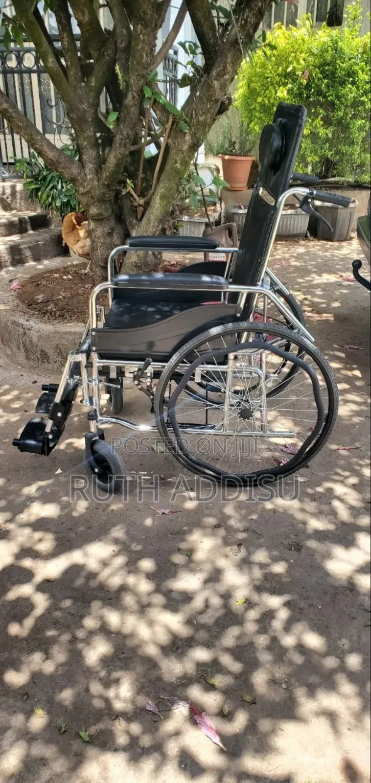 Gas Handicapped Scooter Manual Car Hand Tricycle Wheelchair Wheelchair
