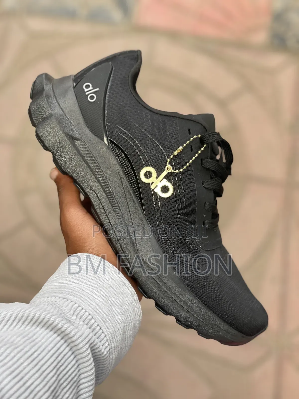 Alo Yoga Recovery Mode Sneakers